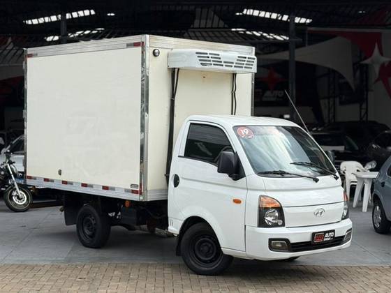 HYUNDAI HR 2.5 LONGO SEM CAÇAMBA 4X2 16V 130CV TURBO INTERCOOLER DIESEL 2P MANUAL